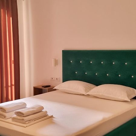 Arte Apartment Sarandë Exteriör bild